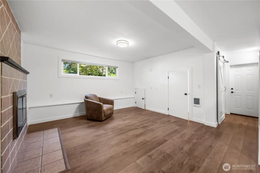Property photo for 19216 34th Drive Se, Bothell photo 14