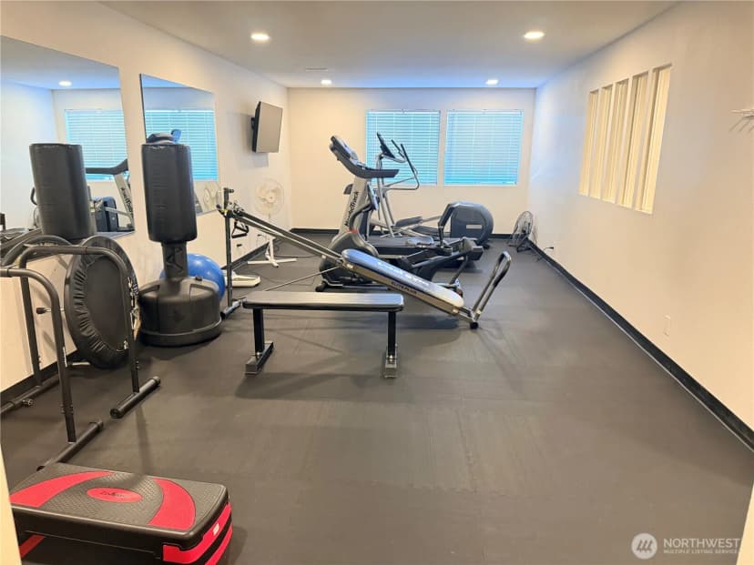 Property photo for 1723 Ne 179th St #2, Shoreline photo 18