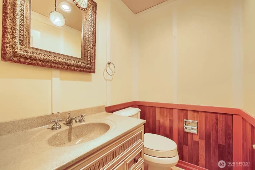 Property photo for 1723 Ne 179th St #2, Shoreline photo 6