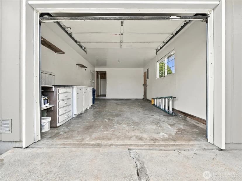 Property photo for 1609 E Wright Avenue, Tacoma photo 27