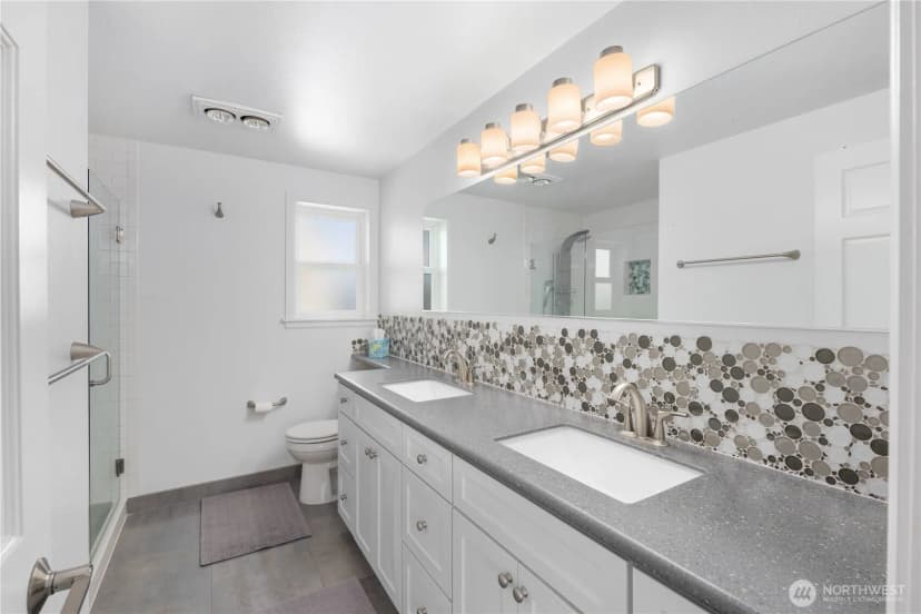 Property photo for 7111 Linden Avenue N #304, Seattle photo 20