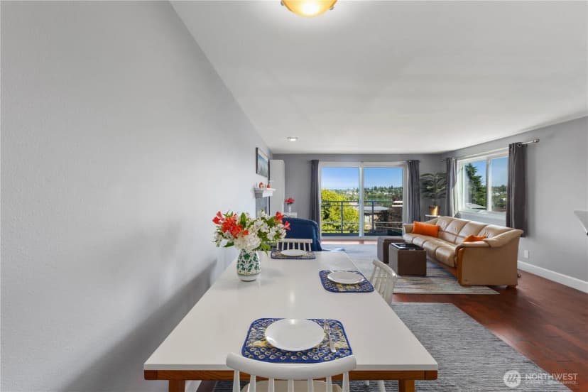 Property photo for 7111 Linden Avenue N #304, Seattle photo 10