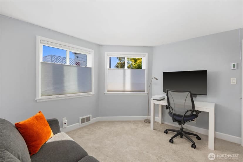 Property photo for 7111 Linden Avenue N #304, Seattle photo 27