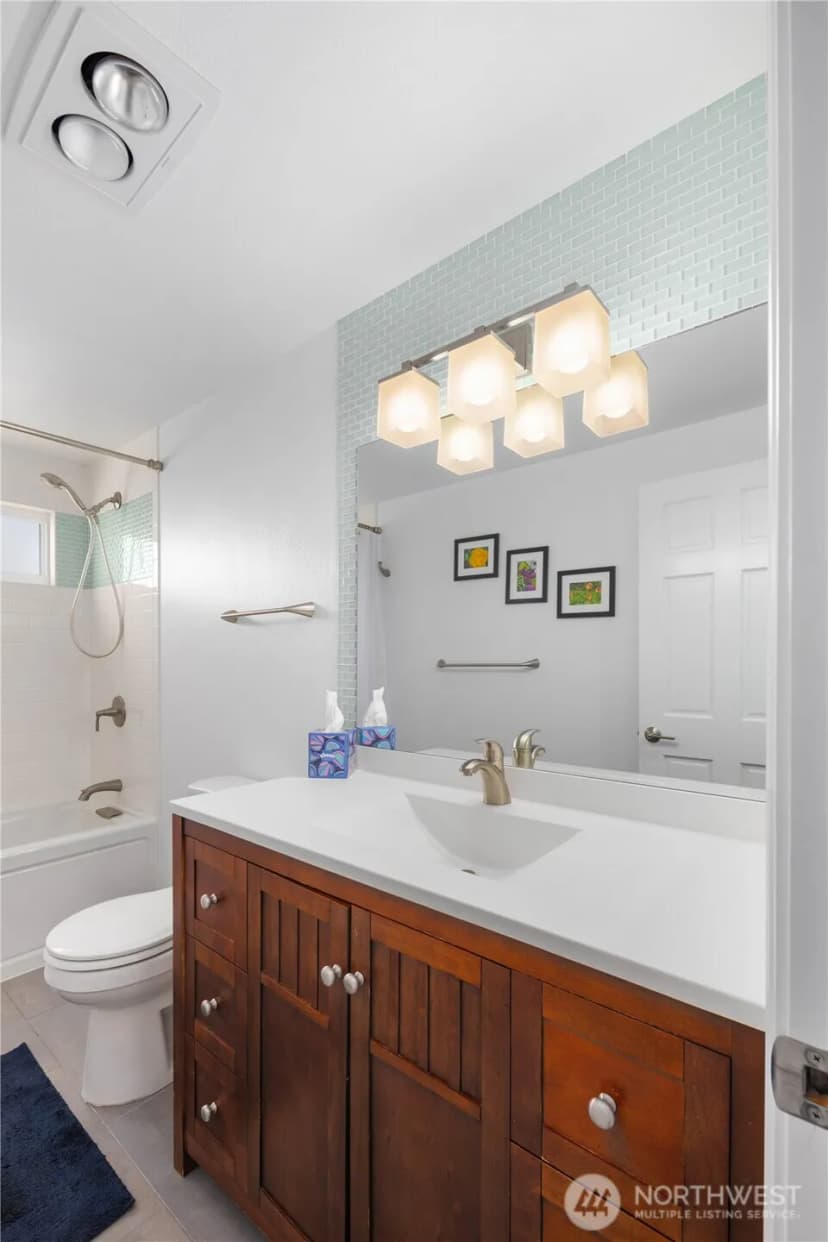 Property photo for 7111 Linden Avenue N #304, Seattle photo 28
