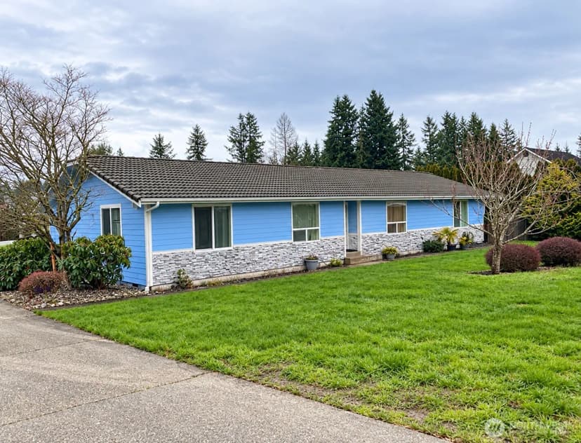 Property photo for 13903 229th Street Ct E, Graham
