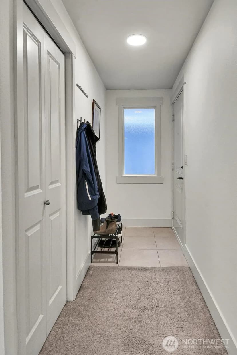 Property photo for 15406 Ne 15th Place #24, Bellevue photo 18