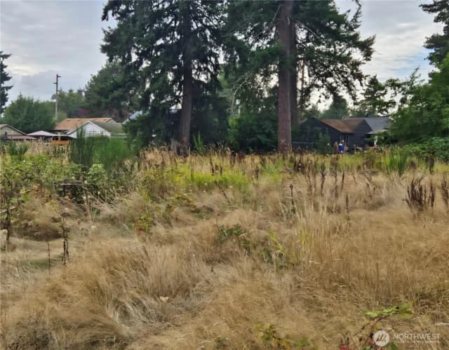 Property photo for 9114 E E Street, Tacoma photo 2