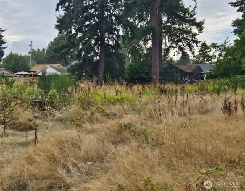 Property photo for 9114 E E Street, Tacoma photo 2