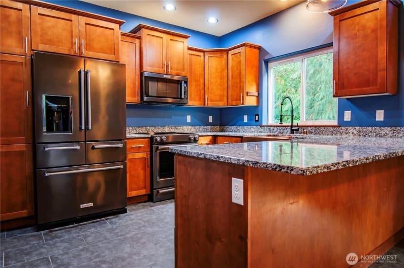 Property photo for 10594 Buccaneer Place Nw, Silverdale photo 9