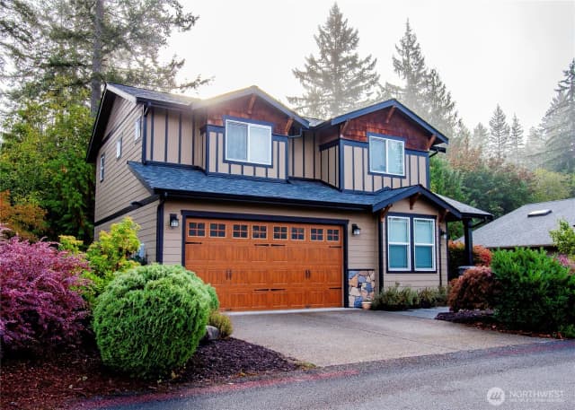 Property photo for 10594 Buccaneer Place Nw, Silverdale photo 2
