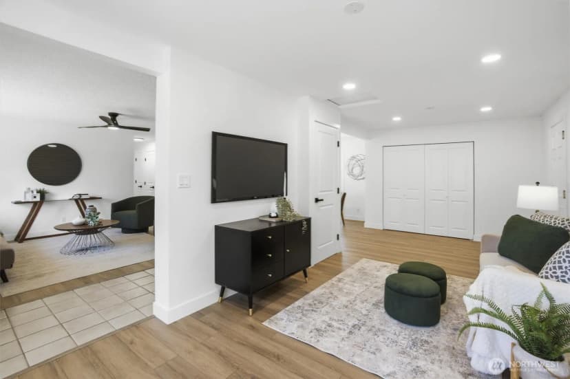 Property photo for 26622 18th Place S, Des Moines photo 19