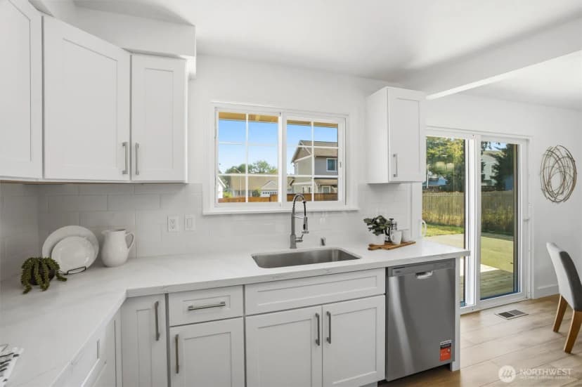 Property photo for 26622 18th Place S, Des Moines photo 16