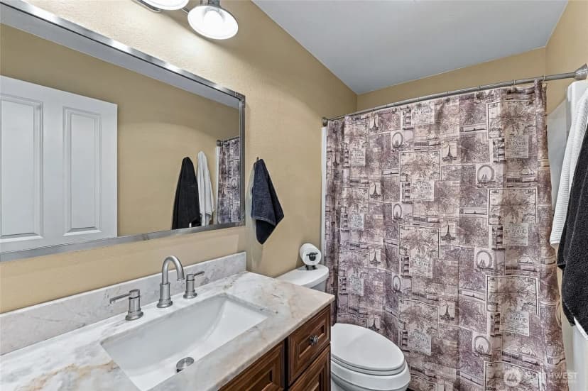 Property photo for 6225 Discovery Street E, Fife photo 10