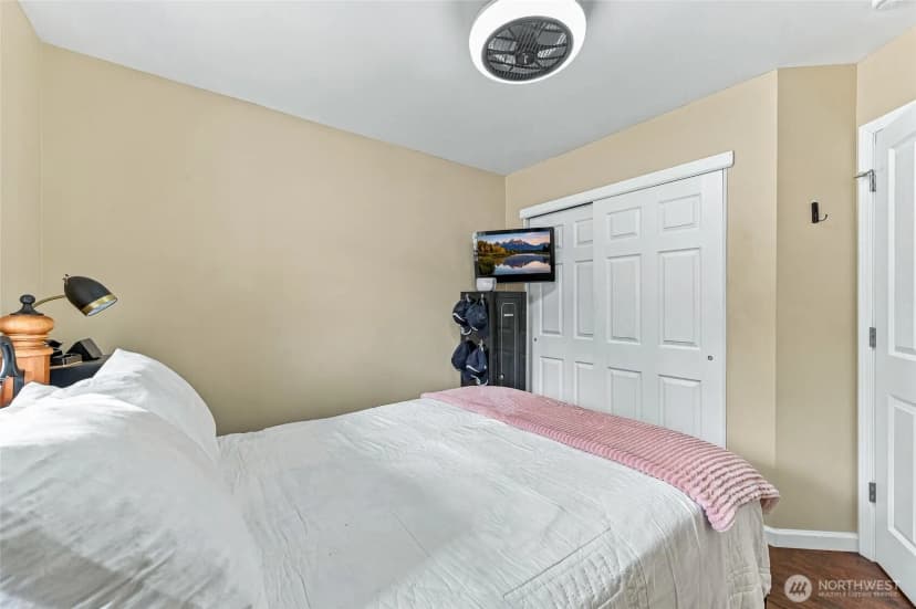 Property photo for 6225 Discovery Street E, Fife photo 9