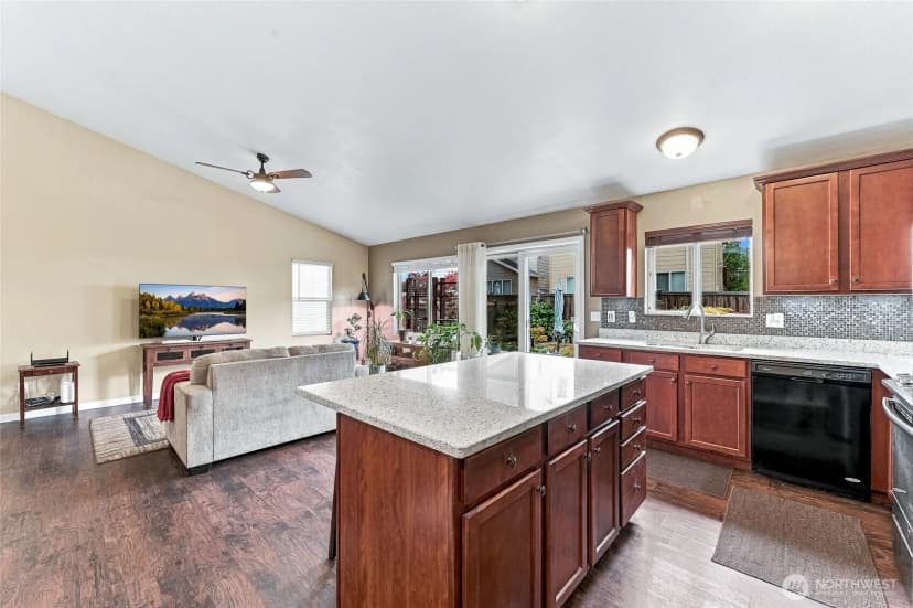 Property photo for 6225 Discovery Street E, Fife photo 20