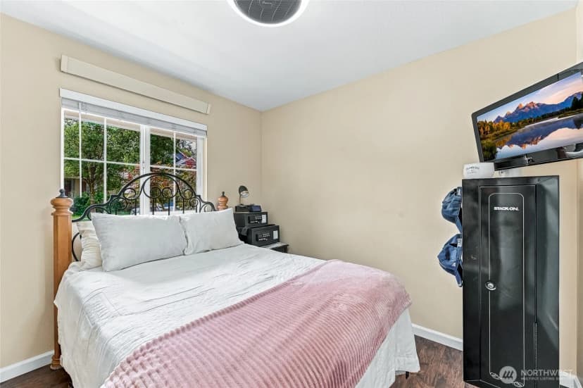 Property photo for 6225 Discovery Street E, Fife photo 8