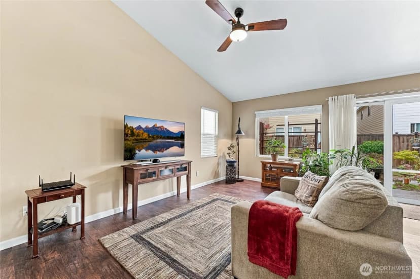 Property photo for 6225 Discovery Street E, Fife photo 13
