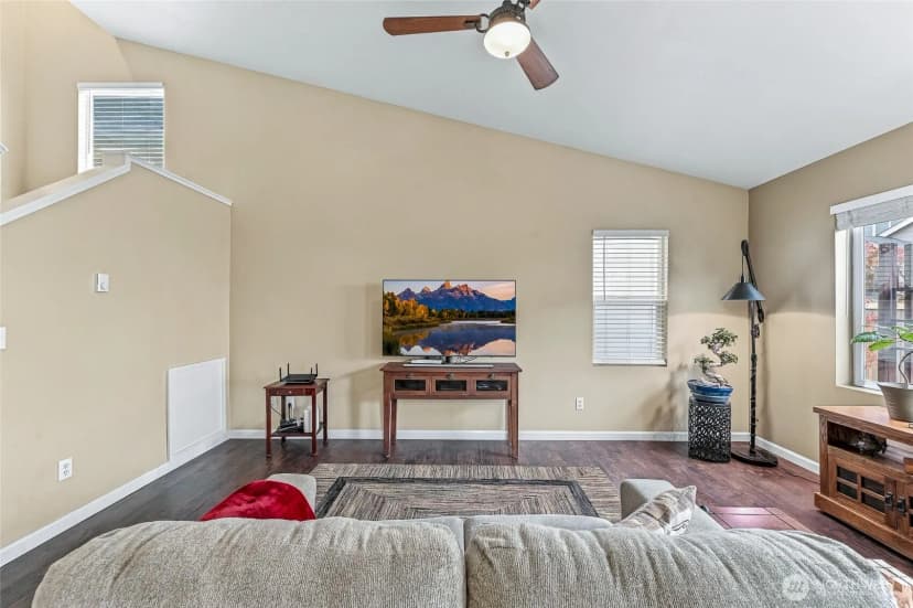 Property photo for 6225 Discovery Street E, Fife photo 14