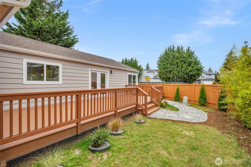 Property photo for 124 167th Place Sw, Bothell photo 30