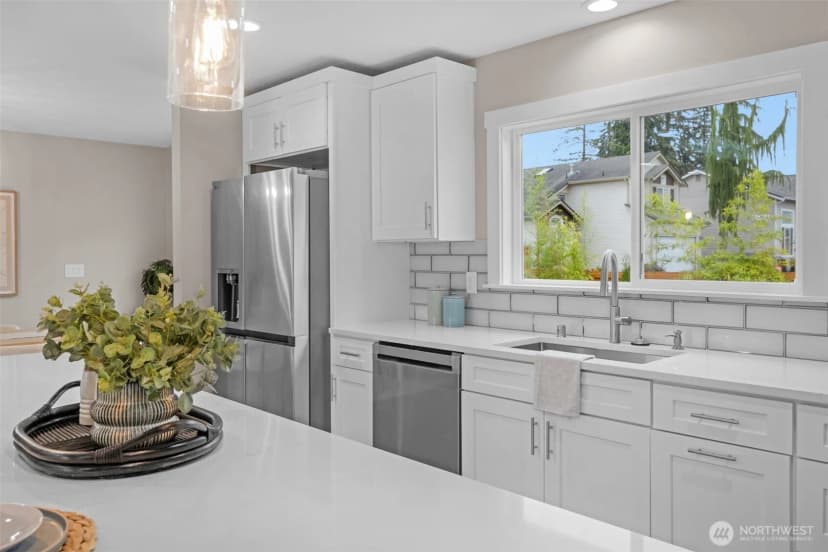 Property photo for 124 167th Place Sw, Bothell photo 16