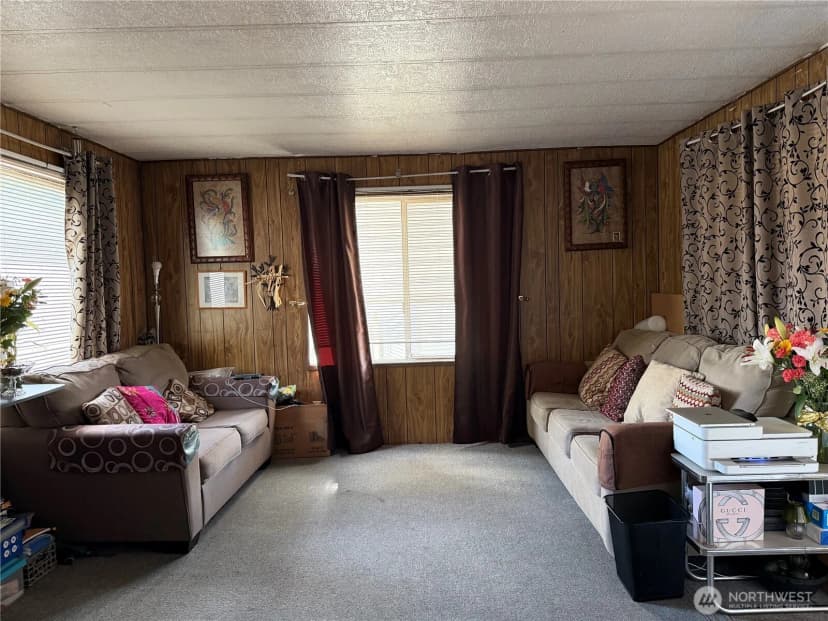 Property photo for 10515 Woodinville Drive #97, Bothell photo 2