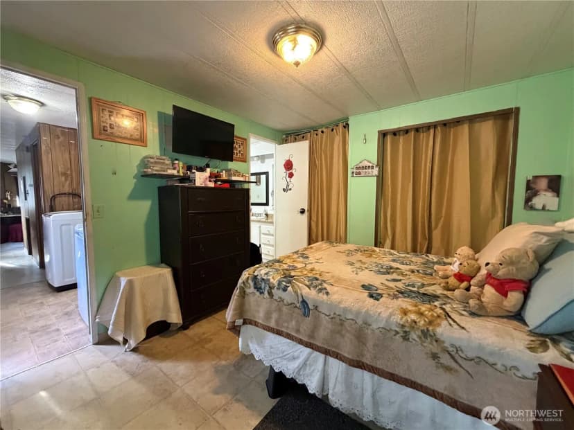 Property photo for 10515 Woodinville Drive #97, Bothell photo 12