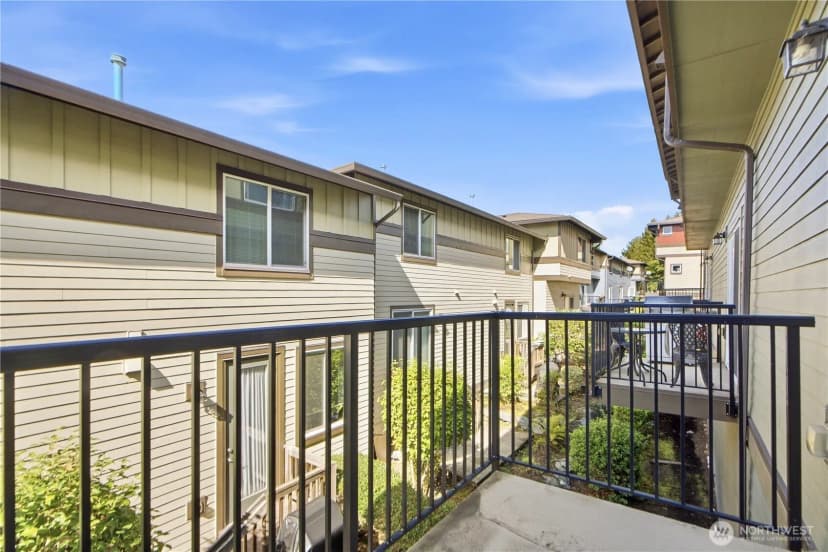 Property photo for 2115 201st Pl Se #j2, Bothell photo 24