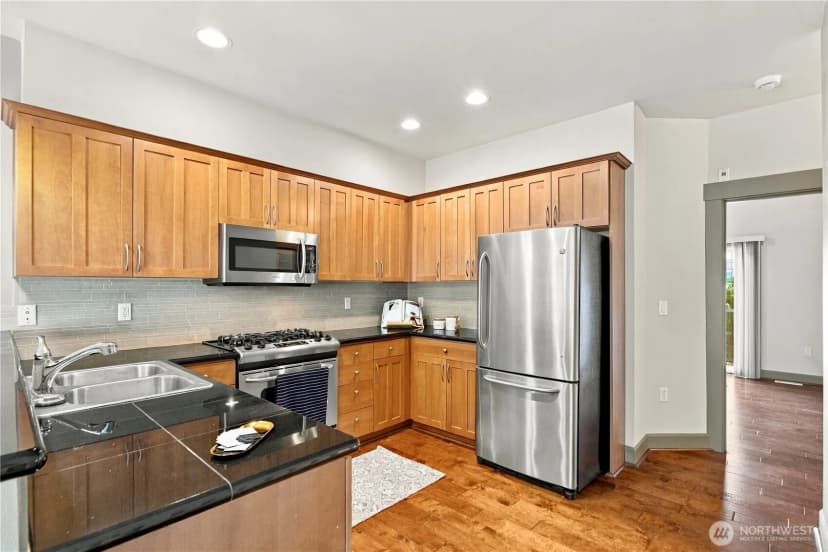 Property photo for 2115 201st Pl Se #j2, Bothell photo 10