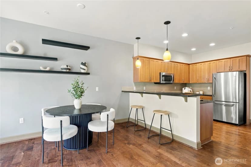 Property photo for 2115 201st Pl Se #j2, Bothell photo 7