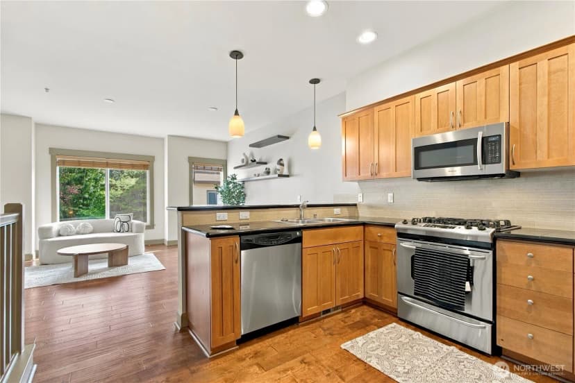 Property photo for 2115 201st Pl Se #j2, Bothell photo 11