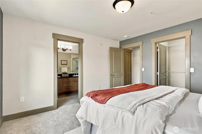 Property photo for 2115 201st Pl Se #j2, Bothell photo 16