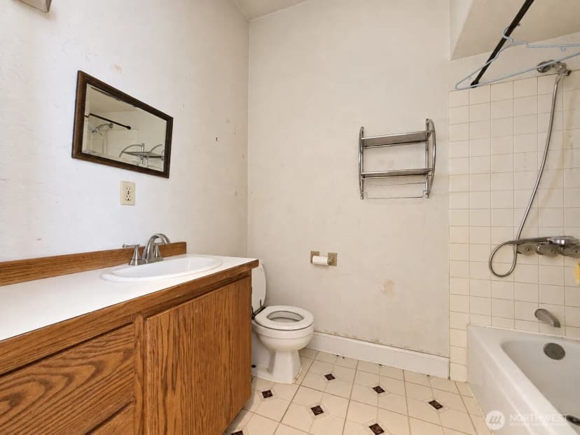 Property photo for 1423 S Yakima Avenue, Tacoma photo 16