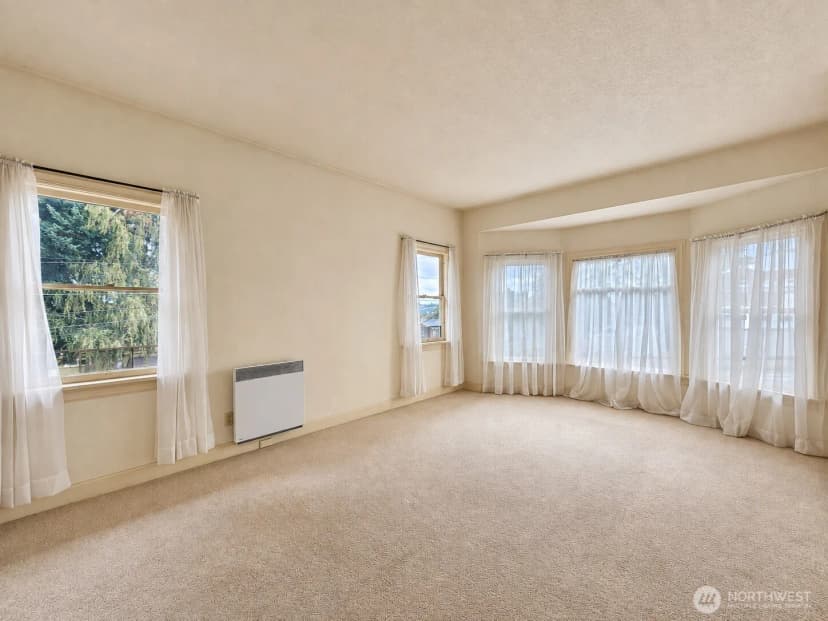 Property photo for 1423 S Yakima Avenue, Tacoma photo 14