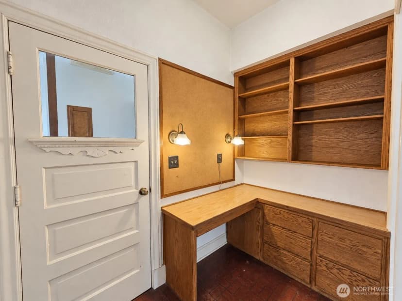 Property photo for 1423 S Yakima Avenue, Tacoma photo 12