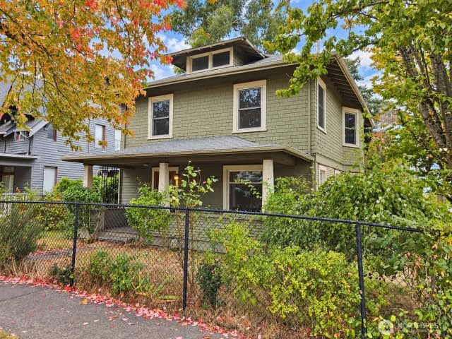 Property photo for 1423 S Yakima Avenue, Tacoma