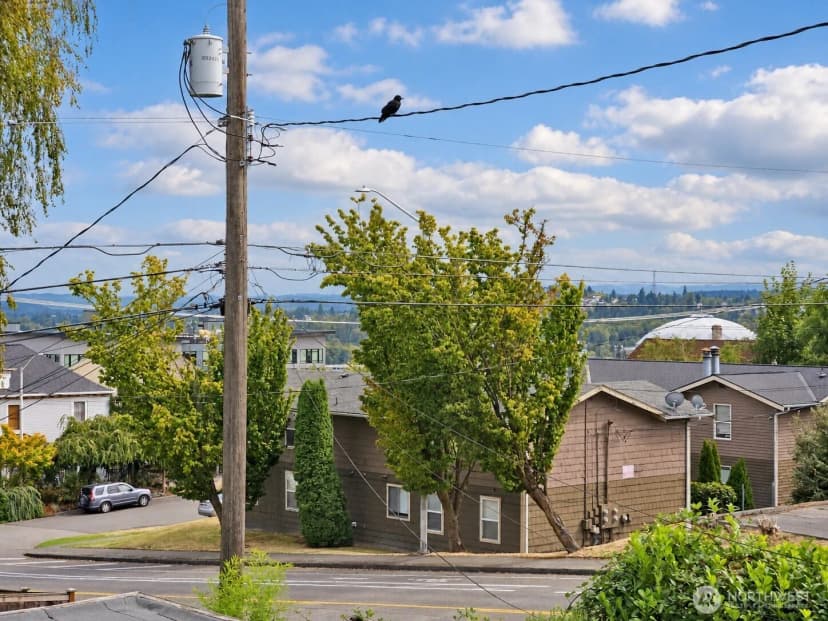 Property photo for 1423 S Yakima Avenue, Tacoma photo 33