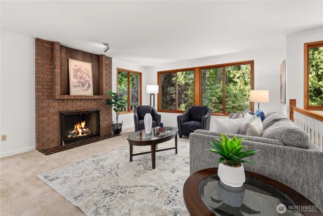 Property photo for 21415 Se 16th Place, Sammamish photo 2