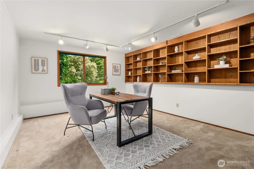 Property photo for 21415 Se 16th Place, Sammamish photo 6