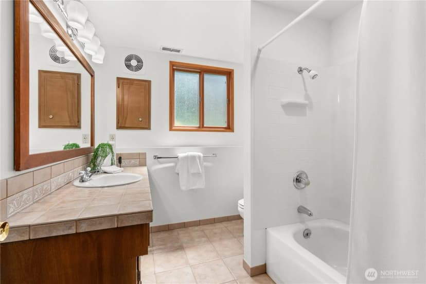 Property photo for 21415 Se 16th Place, Sammamish photo 19