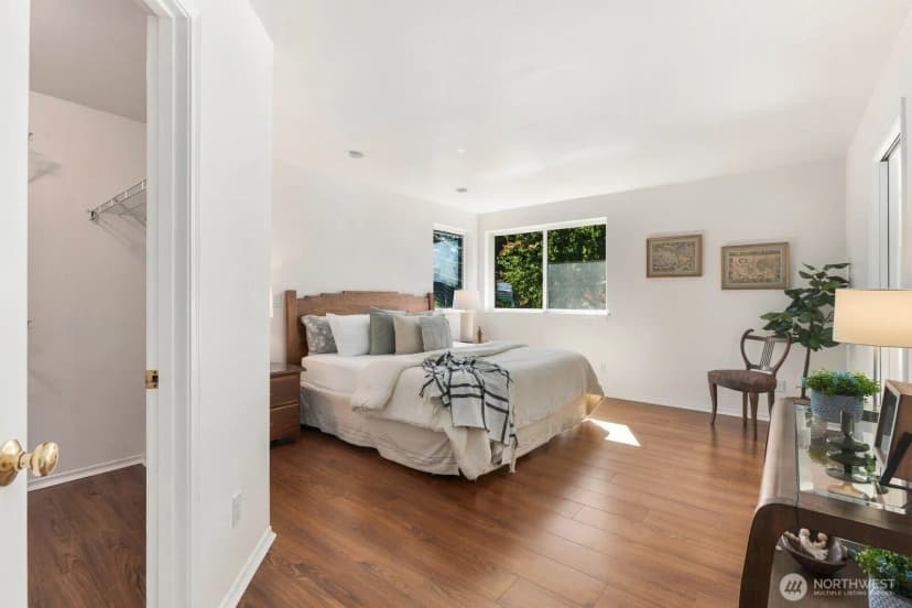 Property photo for 5622 46th Avenue Sw, Seattle photo 17