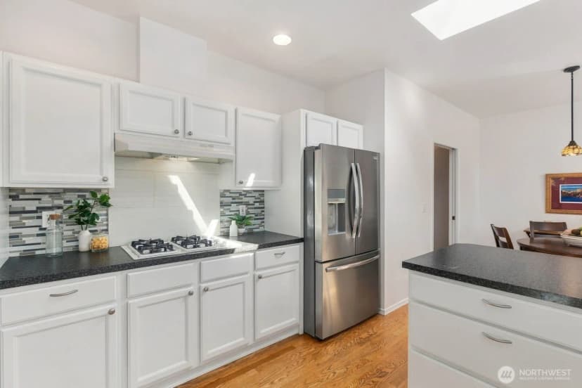 Property photo for 5622 46th Avenue Sw, Seattle photo 11