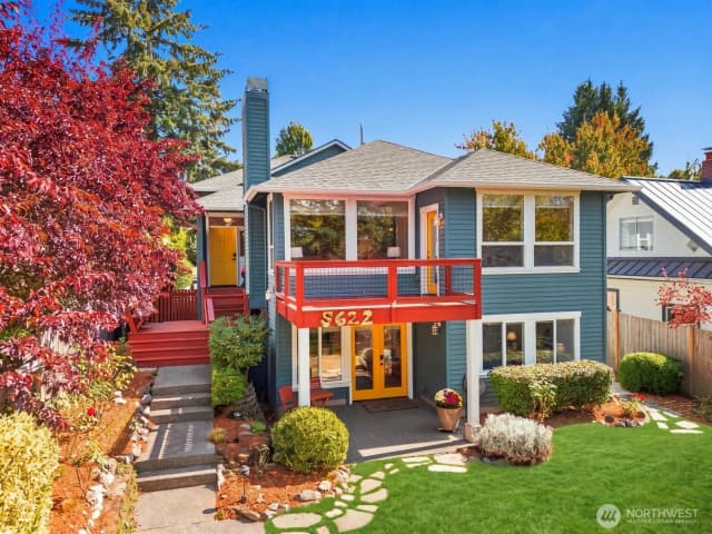 Property photo for 5622 46th Avenue Sw, Seattle