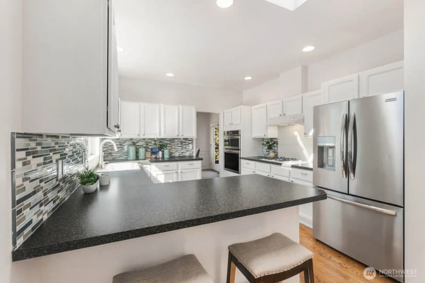 Property photo for 5622 46th Avenue Sw, Seattle photo 14