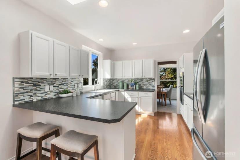 Property photo for 5622 46th Avenue Sw, Seattle photo 15