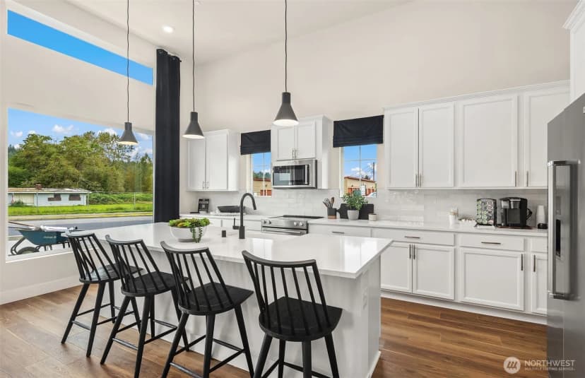 Property photo for 4200 Tolt Avenue, Carnation photo 3