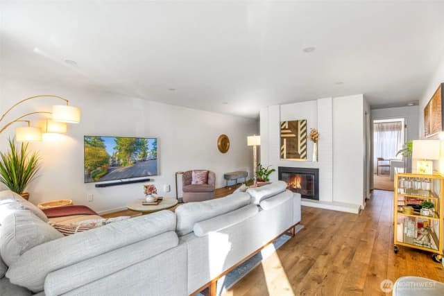 Property photo for 3206 80th Avenue Se #3, Mercer Island