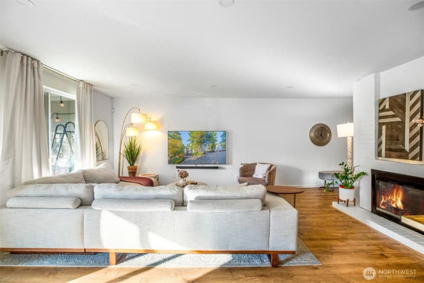 Property photo for 3206 80th Avenue Se #3, Mercer Island photo 5
