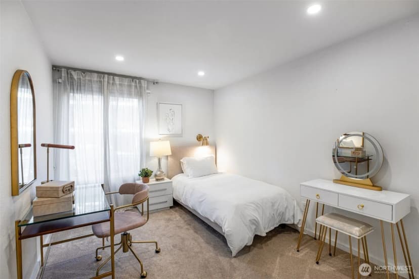 Property photo for 3206 80th Avenue Se #3, Mercer Island photo 23
