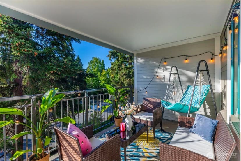 Property photo for 3206 80th Avenue Se #3, Mercer Island photo 8