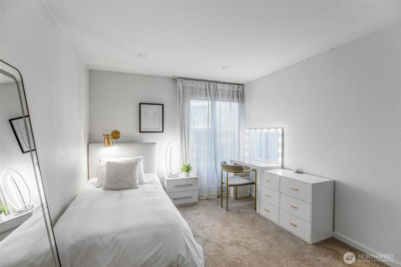 Property photo for 3206 80th Avenue Se #3, Mercer Island photo 25